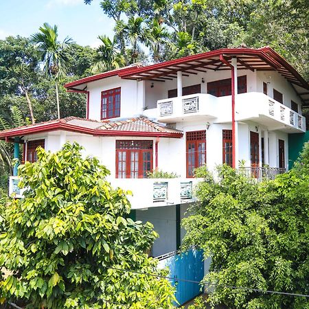 Mountain Bliss Villa Peradeniya Exterior photo