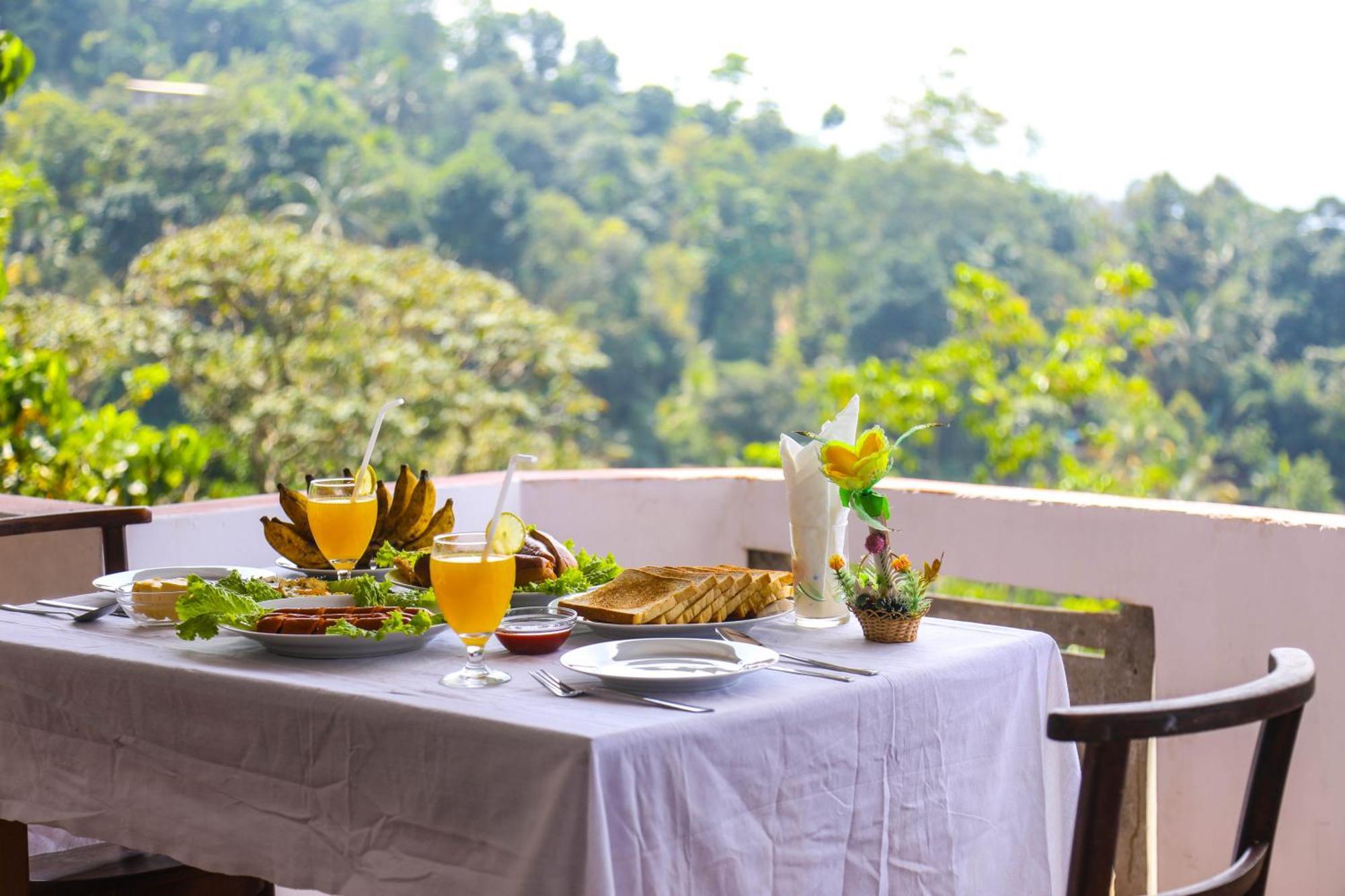Mountain Bliss Villa Peradeniya Exterior photo