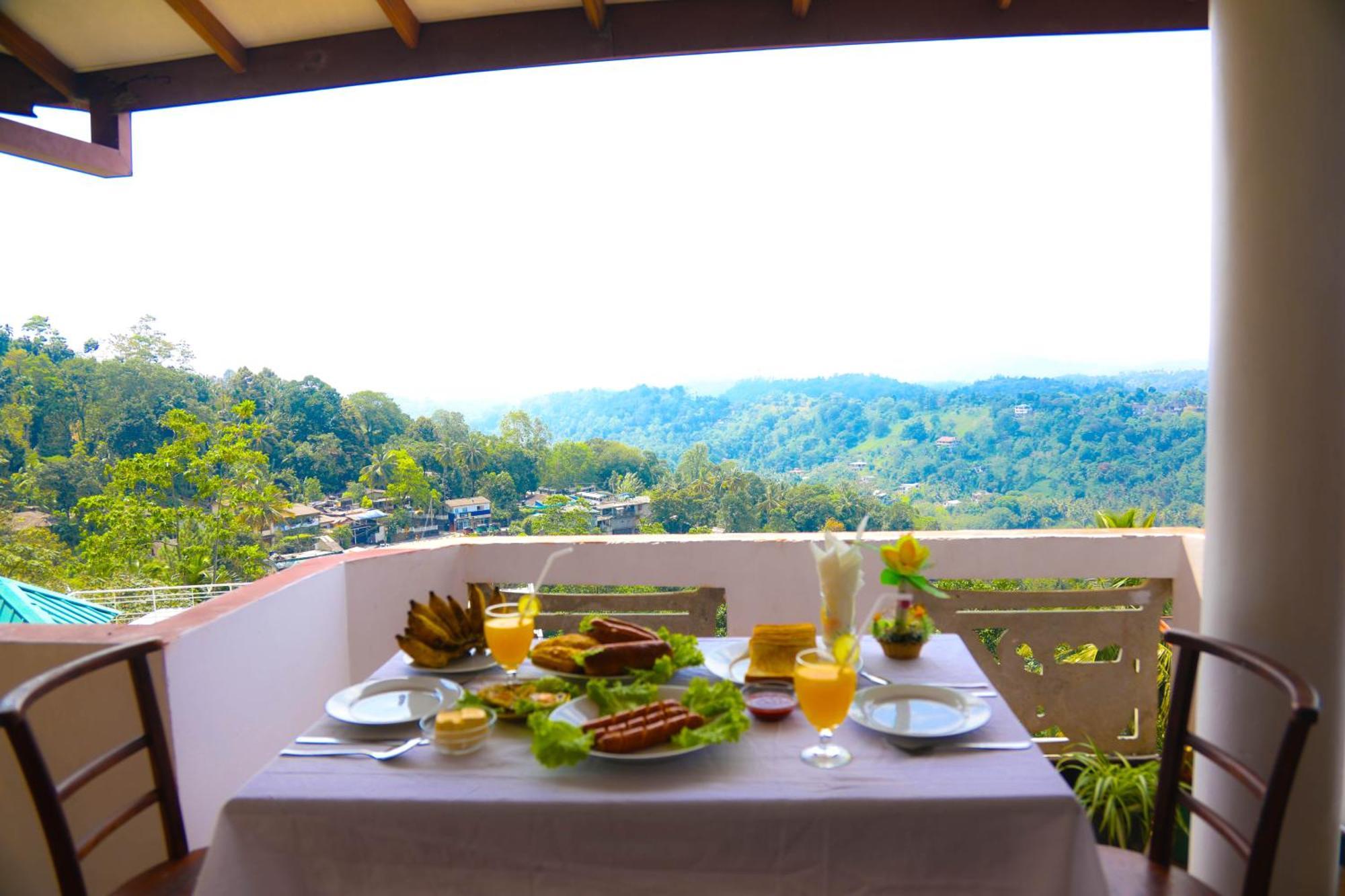 Mountain Bliss Villa Peradeniya Exterior photo